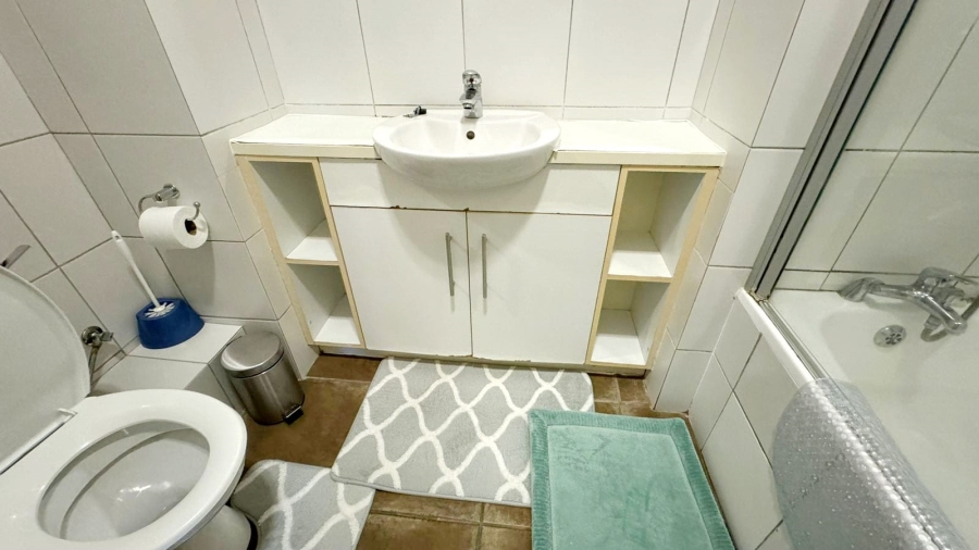 1 Bedroom Property for Sale in Gardens Western Cape